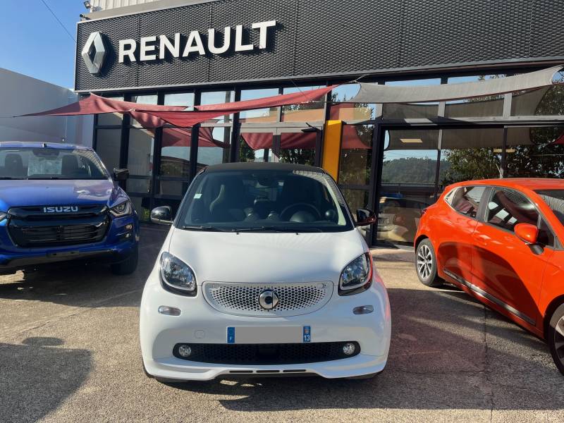 VENDU Occasion SMART FORTWO COUPE PASSION 71CH TWINAMIC BVA à AUBAGNE
