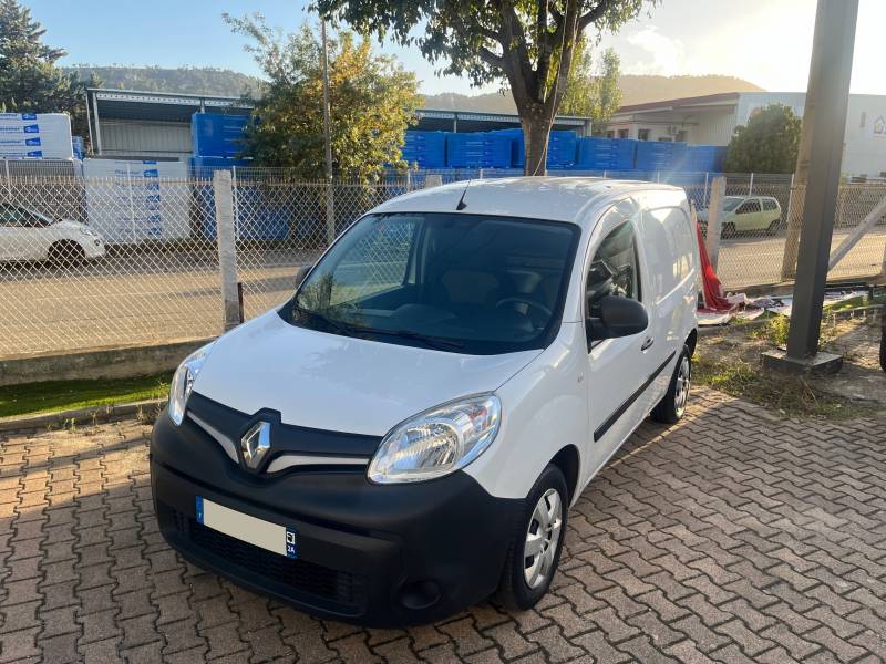 VENDU OCCASION RENAULT KANGOO EXPRESS BLUE DCI 95 GRAND CONFORT A AUBAGNE