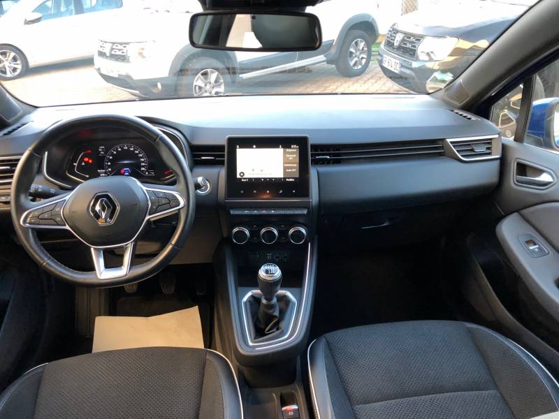 VENDU Nouvelle CLIO V DCI 115 INTENS en occasion faible kilométrage à Aubagne