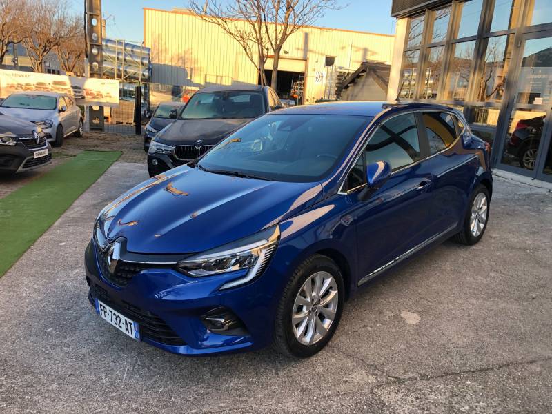 VENDU Nouvelle CLIO V DCI 115 INTENS en occasion faible kilométrage à Aubagne