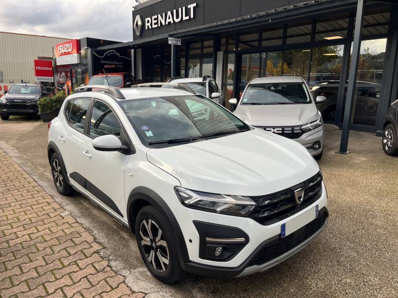 VENDU Nouvelle Dacia Sandero Stepway TCE 90 CONFORT en occasion à Aubagne