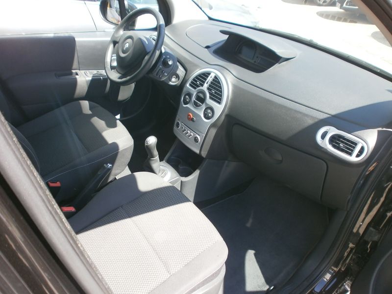 intérieur renault grand modus finition dynamique garlaban automobile marseille la valentine