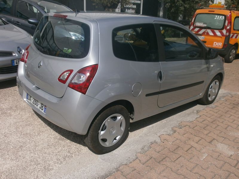 LATÉRAL DROIT TWINGO 2 FAIBLE KILOETRAGE RENAULT 